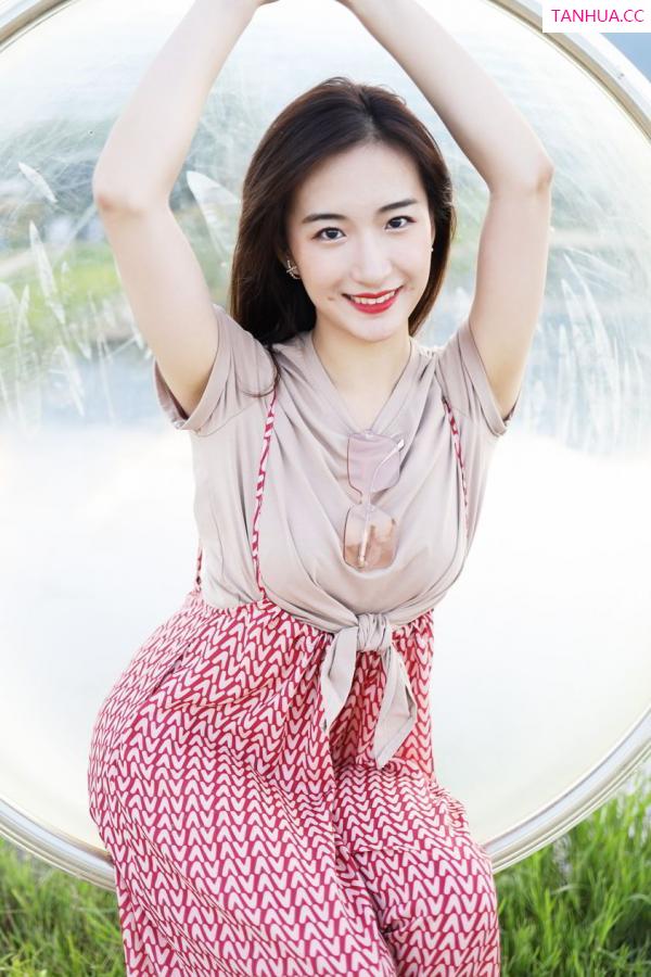 龚天艺 艺儿拿铁 [XIUREN]高清写真图 2019.09.02 艺儿拿铁第59张图片